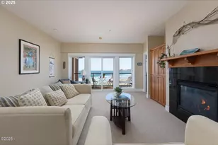 1125 NW Spring St, Newport, OR 97365 - Photo 8