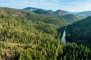 5925 Cow Creek Rd, Riddle, OR 97469 - Photo 20