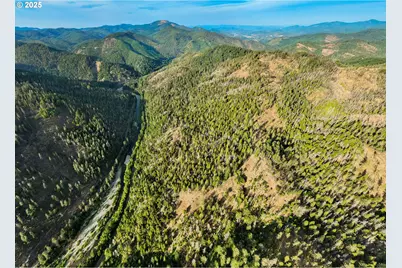 5925 Cow Creek Rd, Riddle, OR 97469 - Photo 26