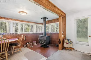 88866 Evers Rd, Elmira, OR 97437 - Photo 10