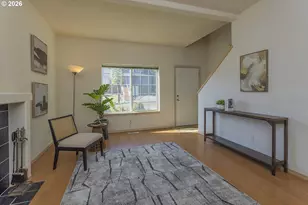 11595 SE Springcrest Dr, Clackamas, OR 97015 - Photo 2