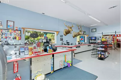 101 N Main St, Klickitat, WA 98628 - Photo 14