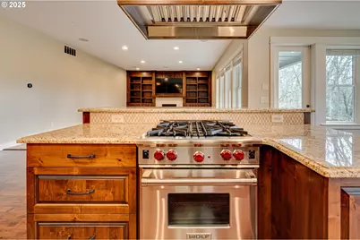 7705 NW Quinault St, Camas, WA 98607 - Photo 10