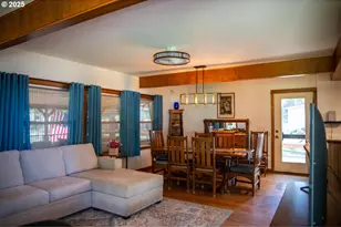 62725 Eagle Rd, Bend, OR 97701 - Photo 4