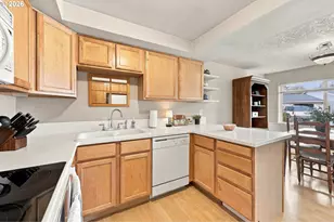 909 NE Cochran Ave, Gresham, OR 97030 - Photo 14