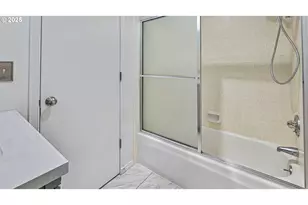 120 W Wilson, Carlton, OR 97111 - Photo 20