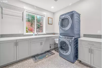 14111 SE Tarnahan Ct, Happy Valley, OR 97086 - Photo 16