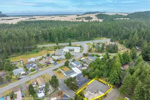 1710 Kristi Loop, Lakeside, OR 97449 - Photo 48