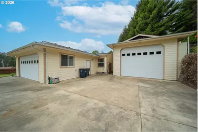 1710 Kristi Loop, Lakeside, OR 97449 - Photo 6