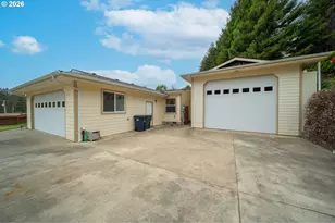 1710 Kristi Loop, Lakeside, OR 97449 - Photo 6