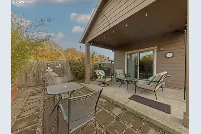 1020 E 4th St, Yamhill, OR 97148 - Photo 44