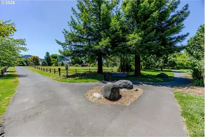 6718 Jacob Ln, Springfield, OR 97478 - Photo 40