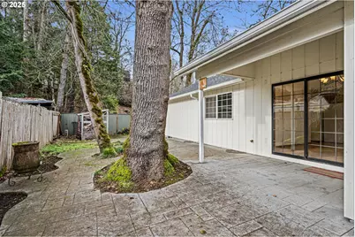 662 S 44th St, Springfield, OR 97478 - Photo 30