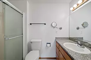 662 S 44th St, Springfield, OR 97478 - Photo 24