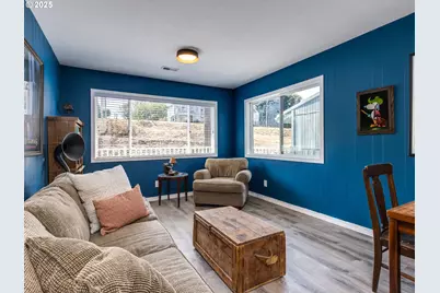 173 NE Bridgeton Rd #25, Portland, OR 97211 - Photo 30