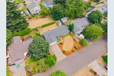 1575 SW Kings Byway, Troutdale, OR 97060 - Photo 6