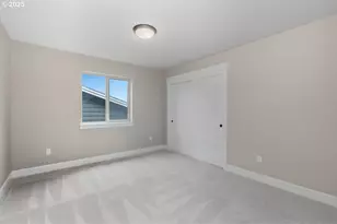 8070 SW 195th Ave, Beaverton, OR 97007 - Photo 22