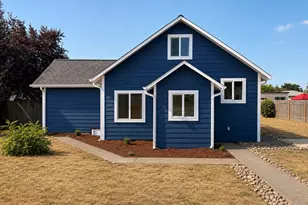 805 W Sherman St, Lebanon, OR 97355 - Photo 1