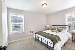 910 E 13th St, The Dalles, OR 97058 - Photo 12