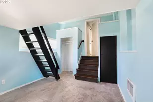 910 E 13th St, The Dalles, OR 97058 - Photo 18