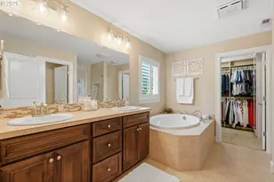 1076 Epperly Way, West Linn, OR 97068 - Photo 14