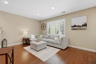 1076 Epperly Way, West Linn, OR 97068 - Photo 6