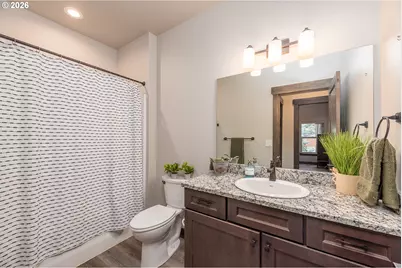 923 E Desperado Trl, Sisters, OR 97759 - Photo 22