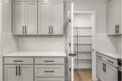 256 NW Mawrcrest Ave, Gresham, OR 97030 - Photo 12