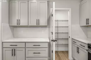 256 NW Mawrcrest Ave, Gresham, OR 97030 - Photo 12