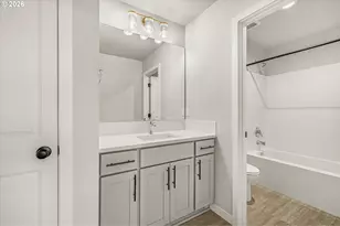 256 NW Mawrcrest Ave, Gresham, OR 97030 - Photo 28