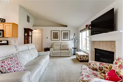 28 Sandalwood Loop, Creswell, OR 97426 - Photo 8