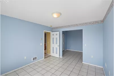 755 Prefontaine Dr, Coos Bay, OR 97420 - Photo 22