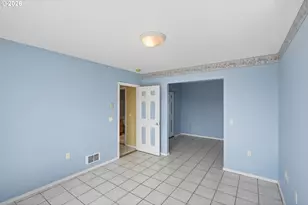 755 Prefontaine Dr, Coos Bay, OR 97420 - Photo 22