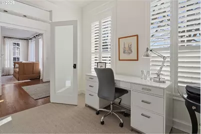 4707 Avery Ln, Lake Oswego, OR 97035 - Photo 4