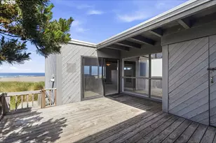 319 Salishan Dr, Lincoln Beach, OR 97388 - Photo 32