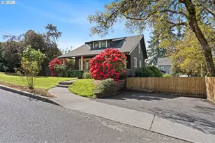 608 SW Orchid St, Portland, OR 97219 - Photo 38