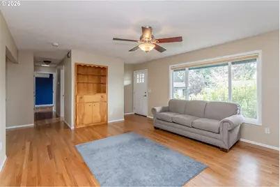 142 Belle Ct, Oregon City, OR 97045 - Photo 4