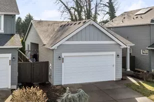 260 NW Liberty Ln, Estacada, OR 97023 - Photo 2