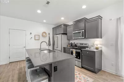 260 NW Liberty Ln, Estacada, OR 97023 - Photo 14