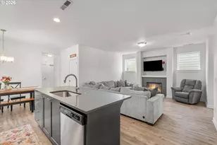 260 NW Liberty Ln, Estacada, OR 97023 - Photo 10