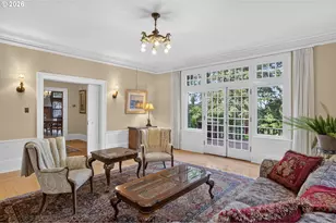 2658 NW Cornell Rd, Portland, OR 97210 - Photo 8