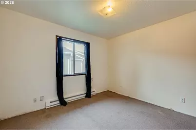 306 Beech St, Longview, WA 98632 - Photo 8