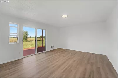 8757 Parr Rd, Gervais, OR 97026 - Photo 10