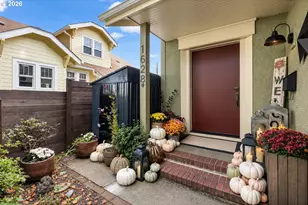 1628 22nd Ave, Longview, WA 98632 - Photo 2