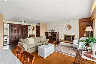 24312 Cardwell Hill Dr, Philomath, OR 97370 - Photo 10
