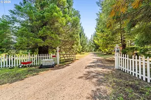 24312 Cardwell Hill Dr, Philomath, OR 97370 - Photo 34