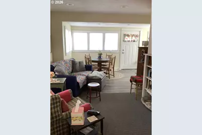 1011 Walnut St, Baker City, OR 97814 - Photo 6