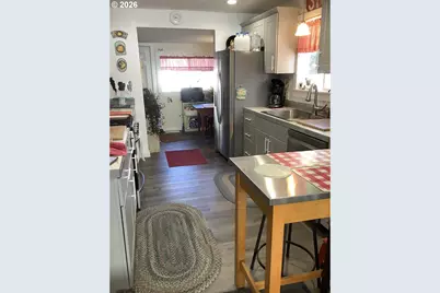 1011 Walnut St, Baker City, OR 97814 - Photo 8
