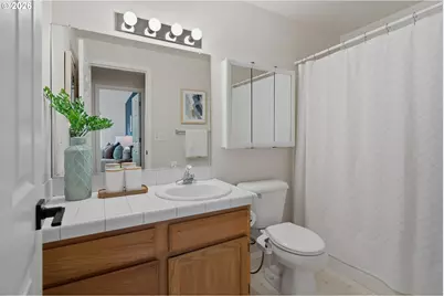 12410 SW Macorey Ct, Beaverton, OR 97008 - Photo 32