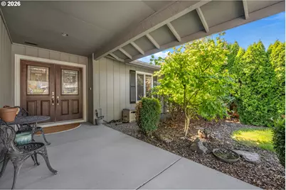 10360 SW Highland Dr, Tigard, OR 97224 - Photo 4